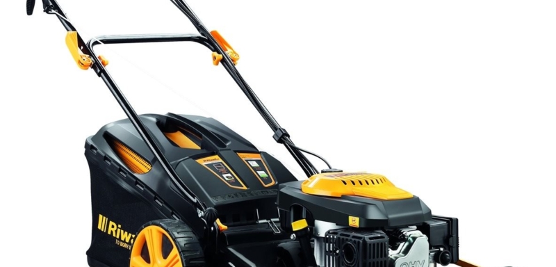 RIWALL PRO Rotační sekačka benzínová s&nbsp;pojezdem 4v1 RPM 5135