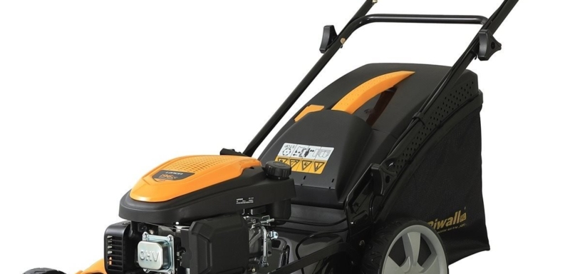 RIWALL PRO Rotační sekačka benzínová s&nbsp;pojezdem 4v1 RPM 4640 PRO
