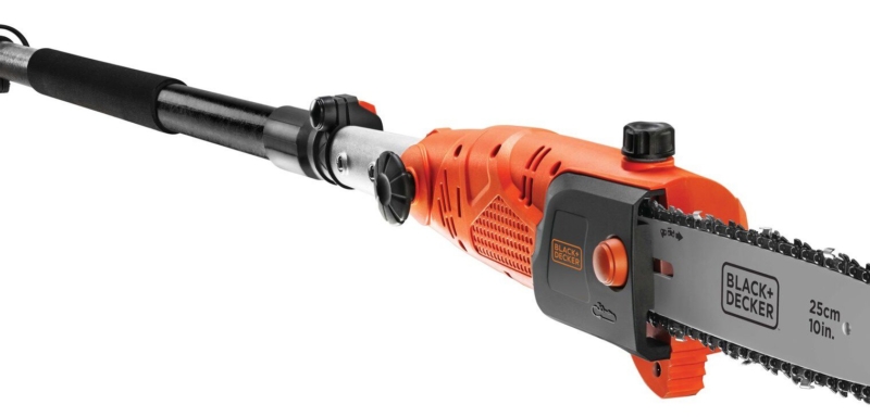 BLACK+DECKER Elektrická teleskopická řetězová pila 25 cm 800 W dosah 1,84–2,70&nbsp;m otočná hlava